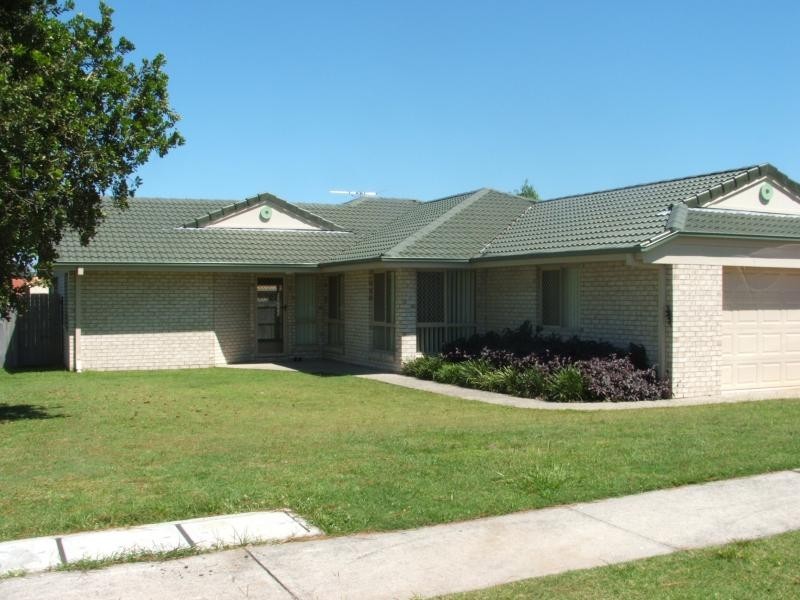 37 Coman  St, Rothwell QLD 4022