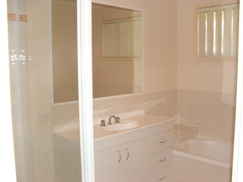 37 Coman  St, Rothwell QLD 4022
