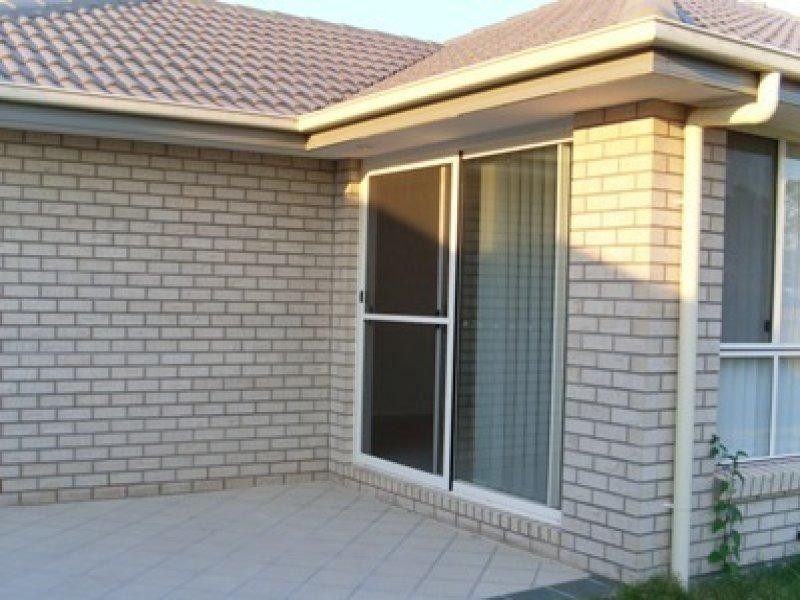 10 Wandera  Ct, Redbank Plains QLD 4301