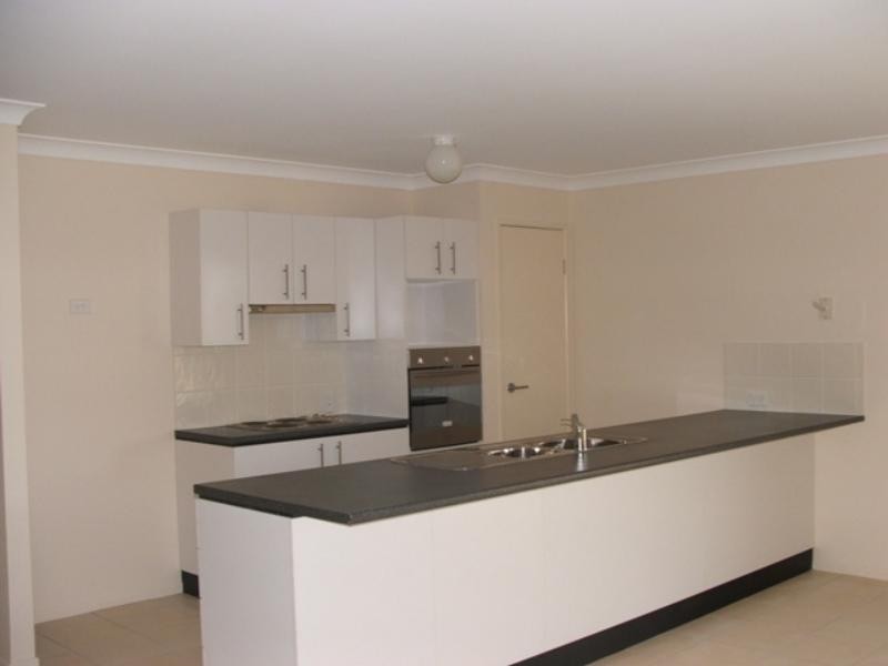 4 Bristol Ct, Bray Park QLD 4500