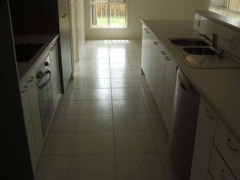 74 Formigoni St, Richlands QLD 4077