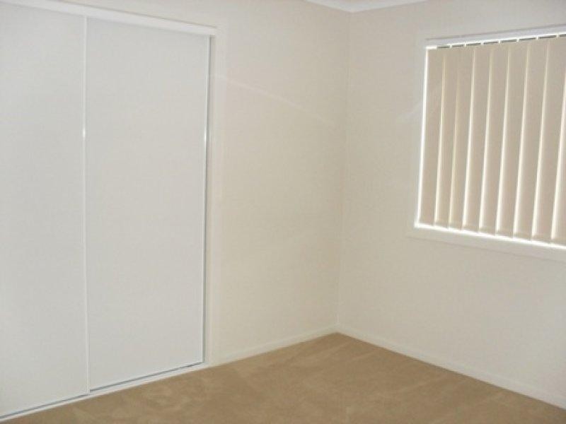 10 Anlaby Dr, Pimpama QLD 4209