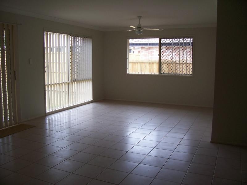 3 Dudley  Ct, Crestmead QLD 4132