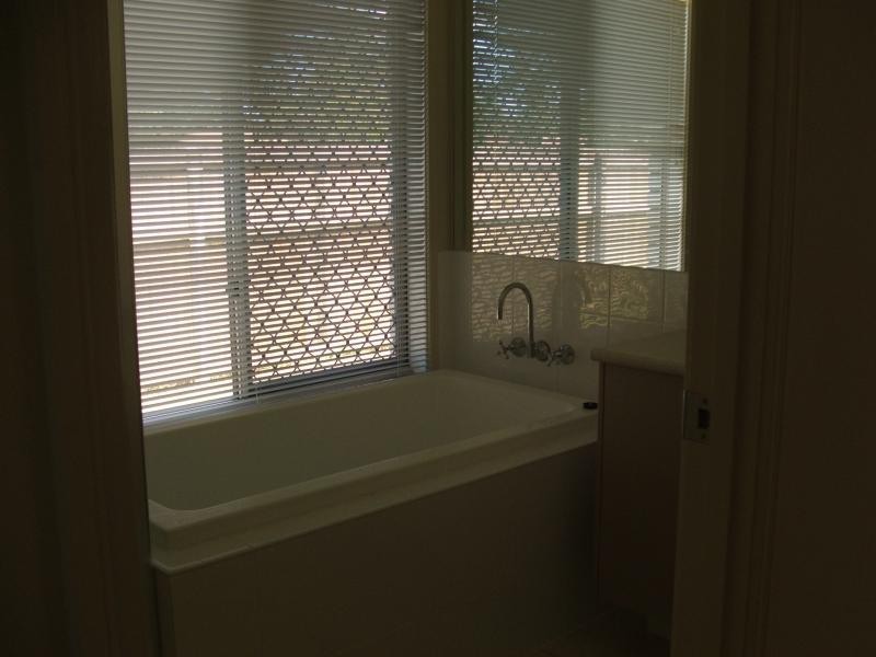 6 Tasman  St, Bray Park QLD 4500