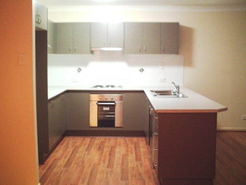 60 Grove Road Rd, Edens Landing QLD 4207