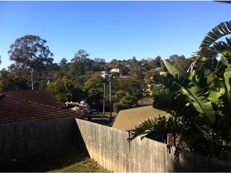 60 Grove Road Rd, Edens Landing QLD 4207