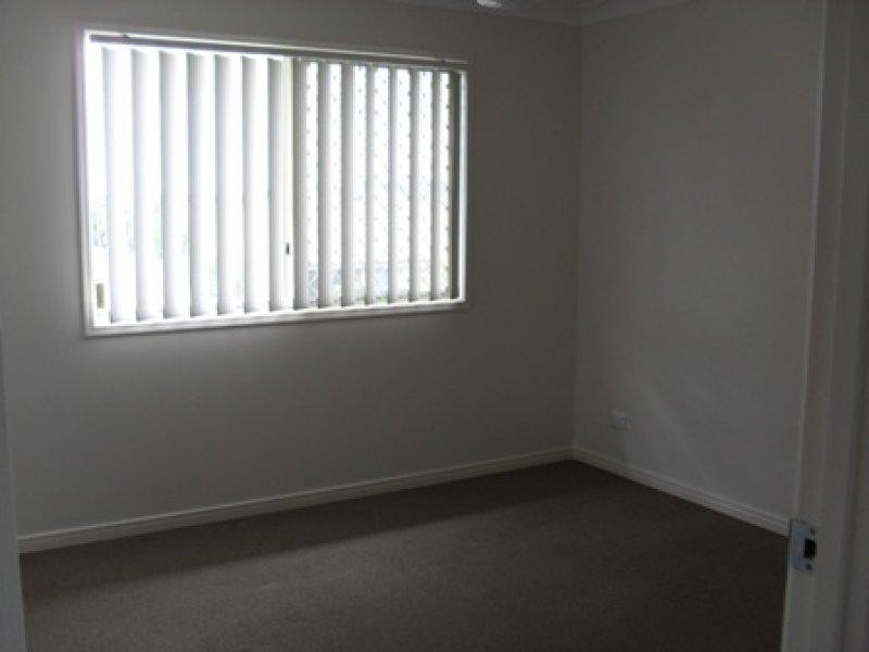 2 Arragan Ct, Pacific Pines QLD 4211