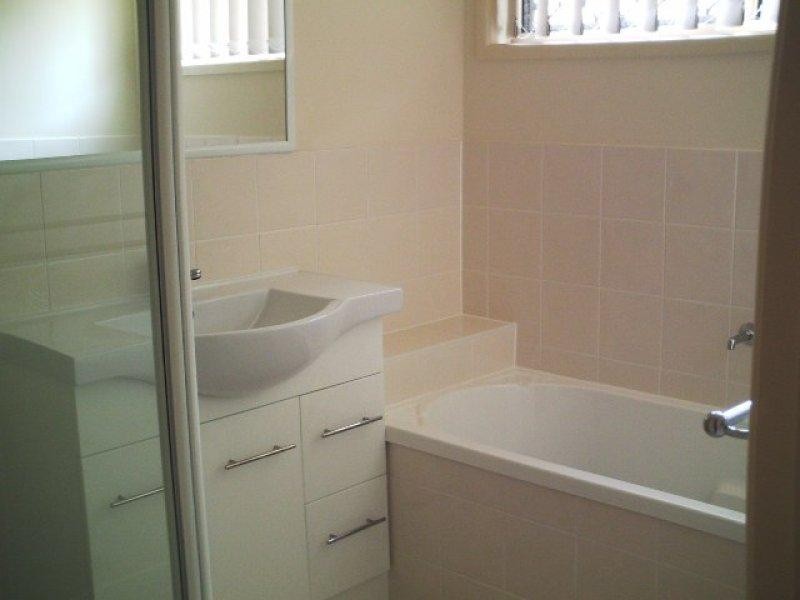 12 Vernon  Pl, Edens Landing QLD 4207