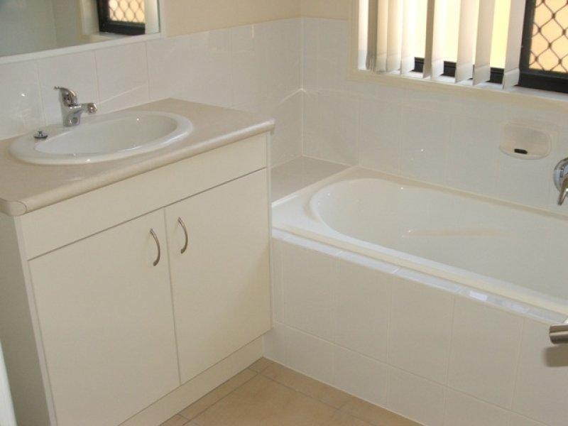 25 Greene St, Rothwell QLD 4022