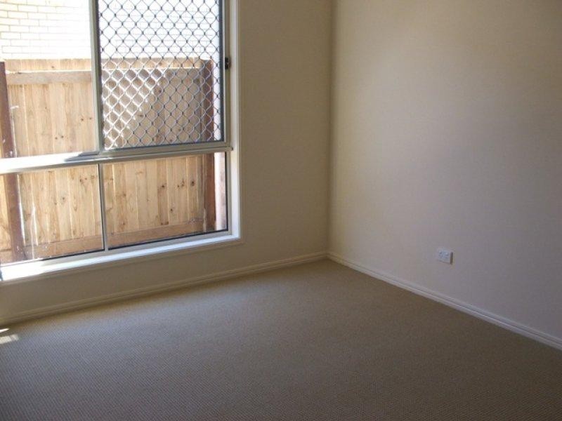 37 Greene St, Rothwell QLD 4022