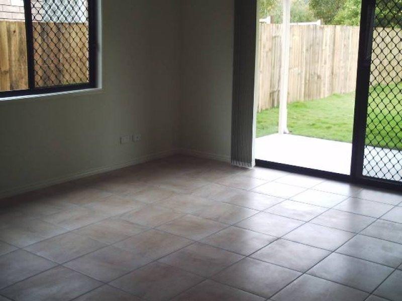 43 Greene St, Rothwell QLD 4022