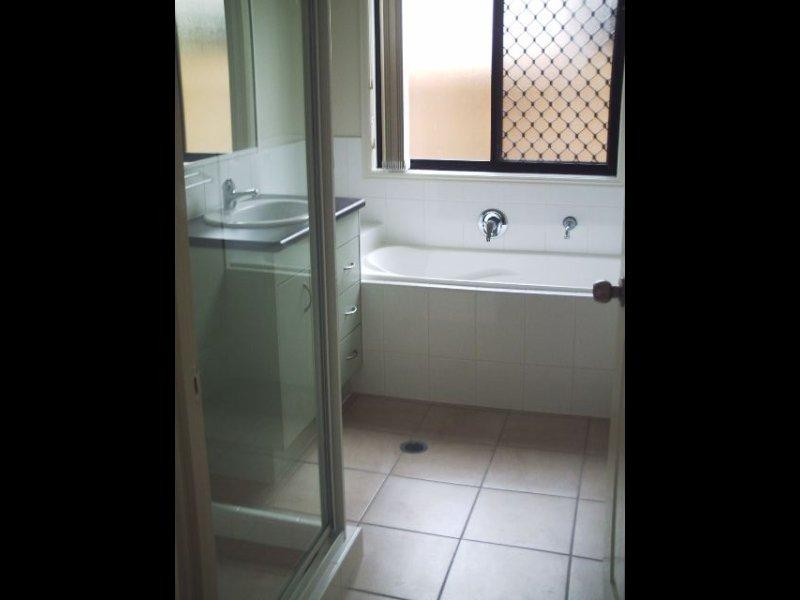 43 Greene St, Rothwell QLD 4022