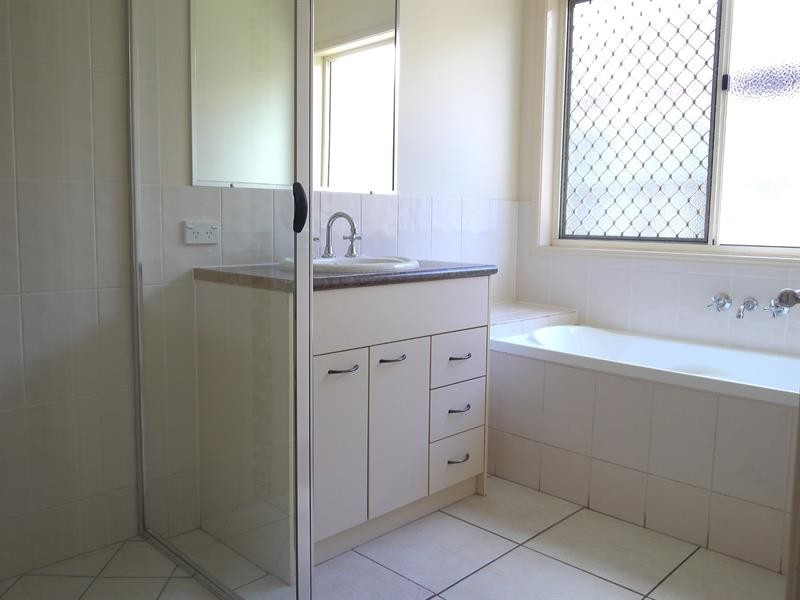 1 Natone St, Rothwell QLD 4022