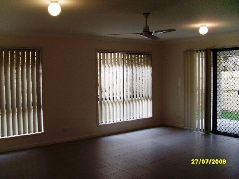 72 Brumby  Cct, Sumner QLD 4074