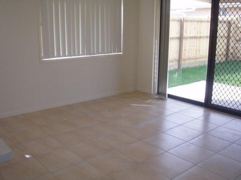 36 Coman  St, Rothwell QLD 4022