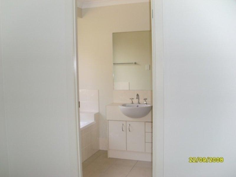 25 Penrose  Cct, Redbank Plains QLD 4301