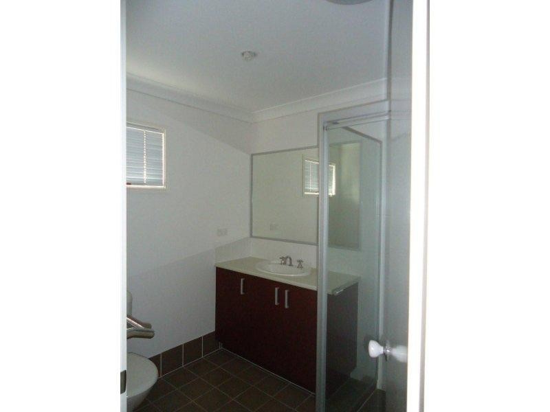 54 McGahey St, Rothwell QLD 4022