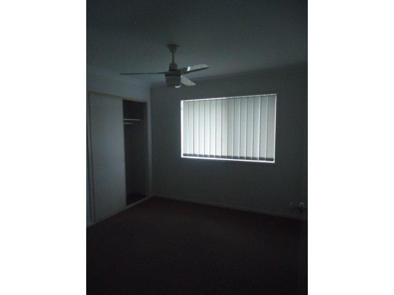 54 McGahey St, Rothwell QLD 4022