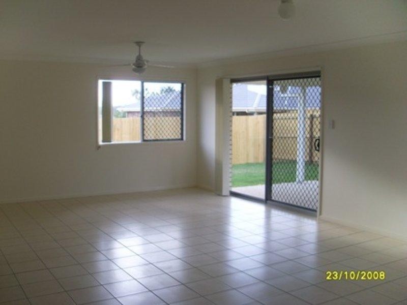 20 Lucy Street St, Marsden QLD 4132