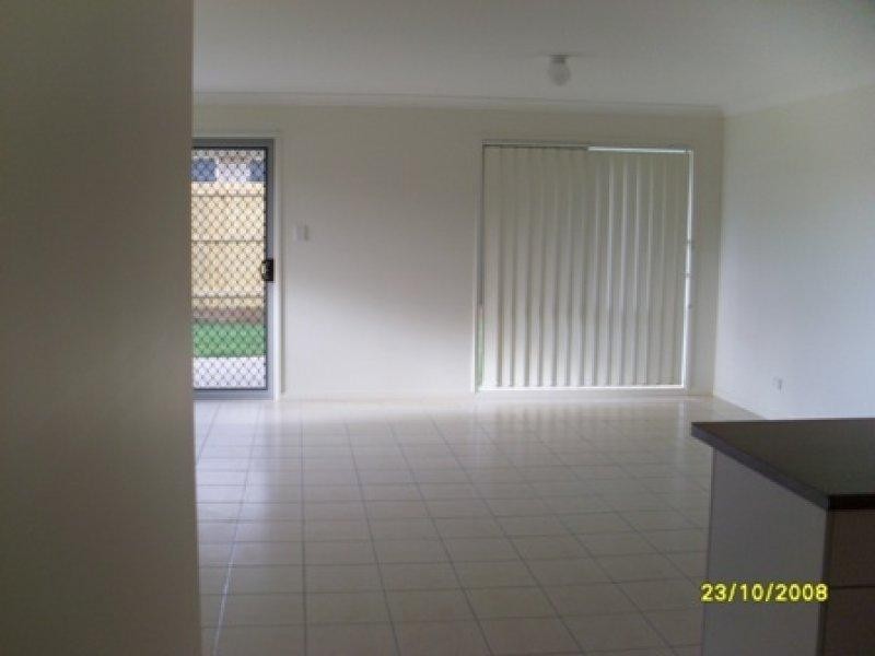 20 Lucy Street St, Marsden QLD 4132