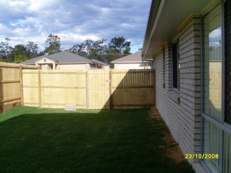 20 Lucy Street St, Marsden QLD 4132