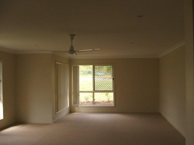 1 Tralee  Ct, Carrara QLD 4211