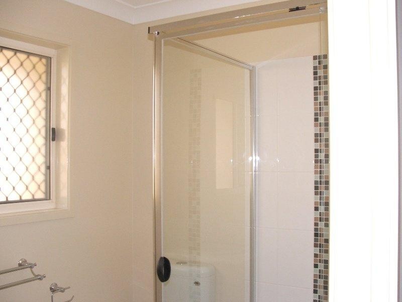 1 Tralee  Ct, Carrara QLD 4211