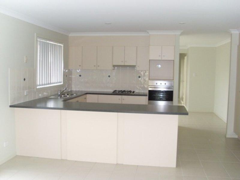 12 Rawson Ct, Holmview QLD 4207