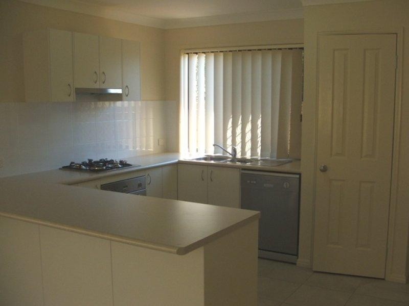 49 Greene St, Rothwell QLD 4022