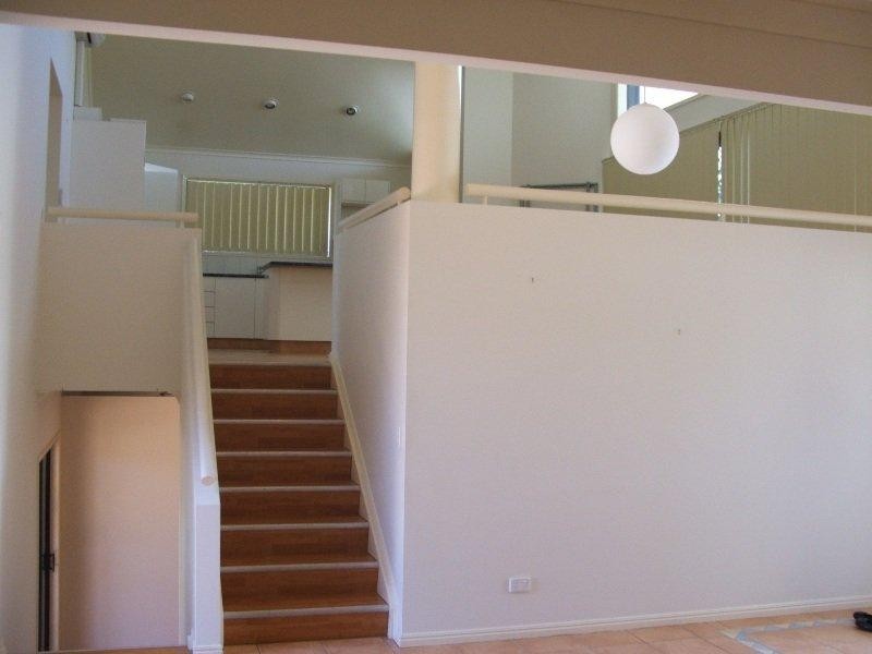 281 Central St, Arundel QLD 4214