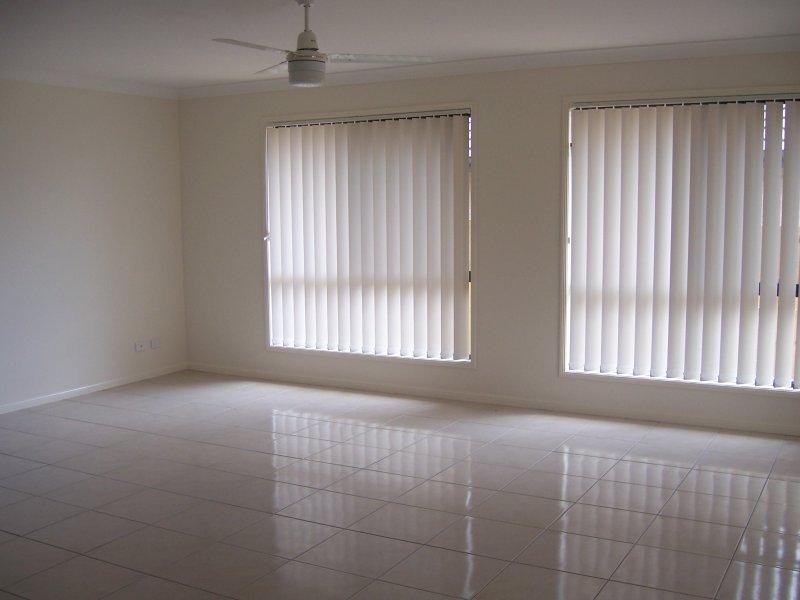 2 Highfields  Ct, Loganlea QLD 4131