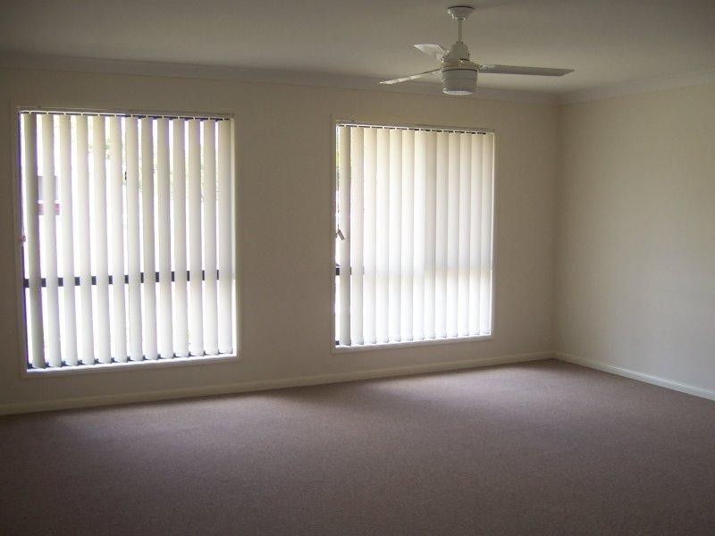 2 Highfields  Ct, Loganlea QLD 4131