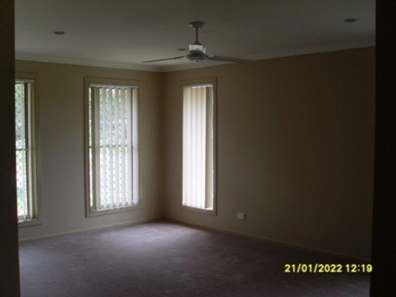 14 Patsy  Cres, Redbank Plains QLD 4301