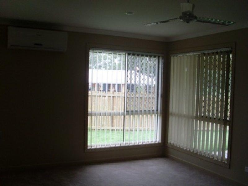 5 Shaun  St, Redbank Plains QLD 4301