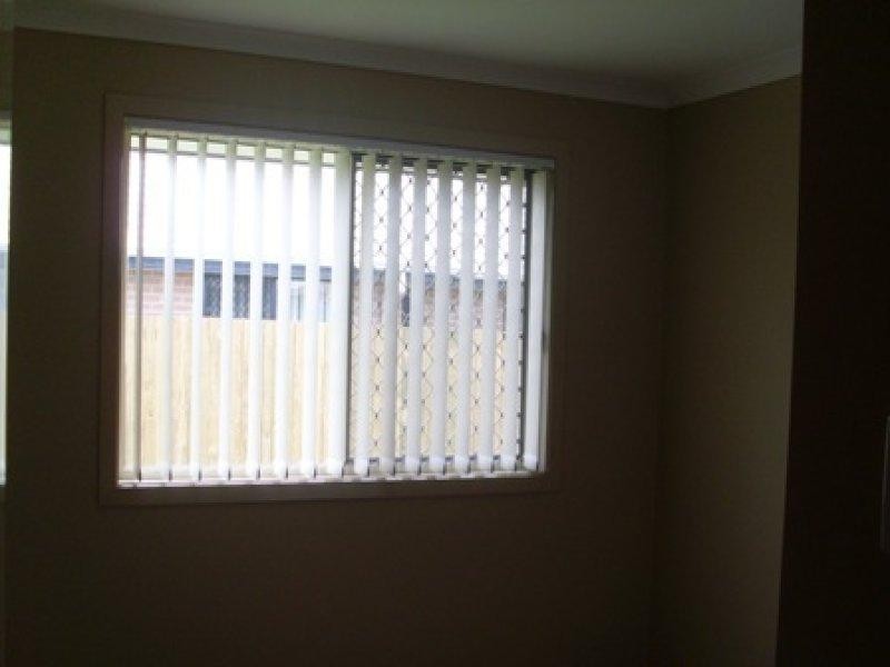 5 Shaun  St, Redbank Plains QLD 4301