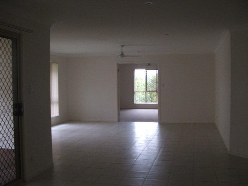 5 Tralee  Ct, Carrara QLD 4211