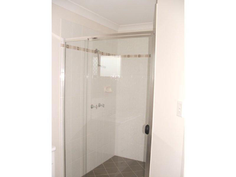 5 Tralee  Ct, Carrara QLD 4211