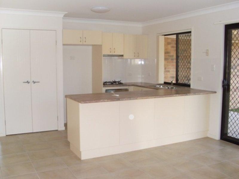 2 Mallard  Cl, Eagleby QLD 4207