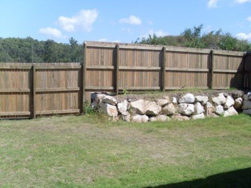 32 Pepper tree  Dr, Holmview QLD 4207