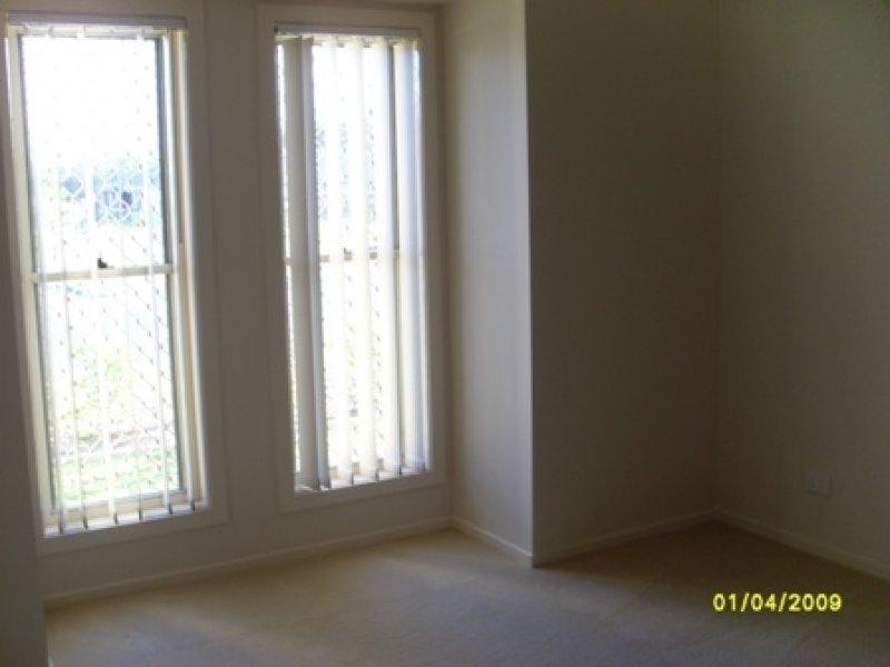 45 Tindle St, Redbank Plains QLD 4301