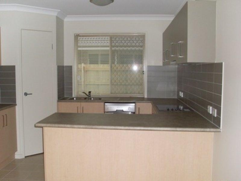 13 Sandpiper Cct, Eagleby QLD 4207