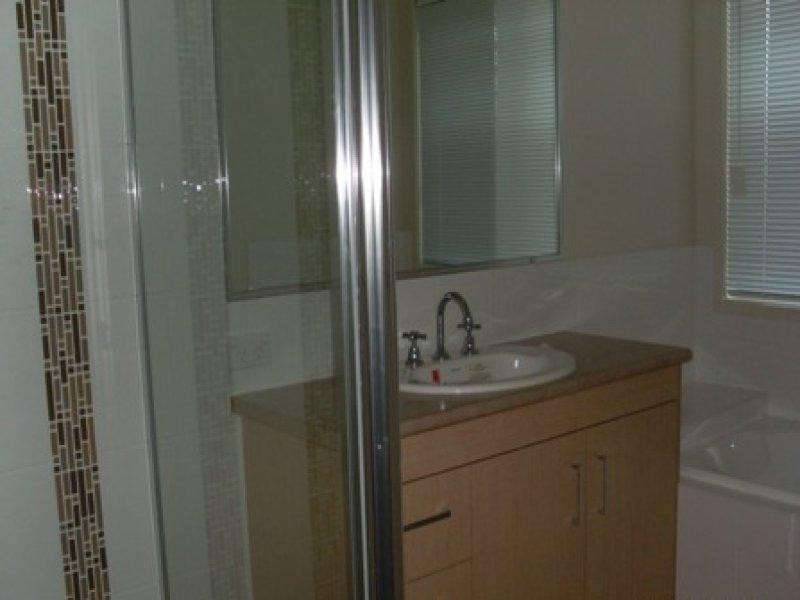 13 Sandpiper Cct, Eagleby QLD 4207