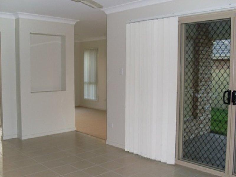 13 Sandpiper Cct, Eagleby QLD 4207