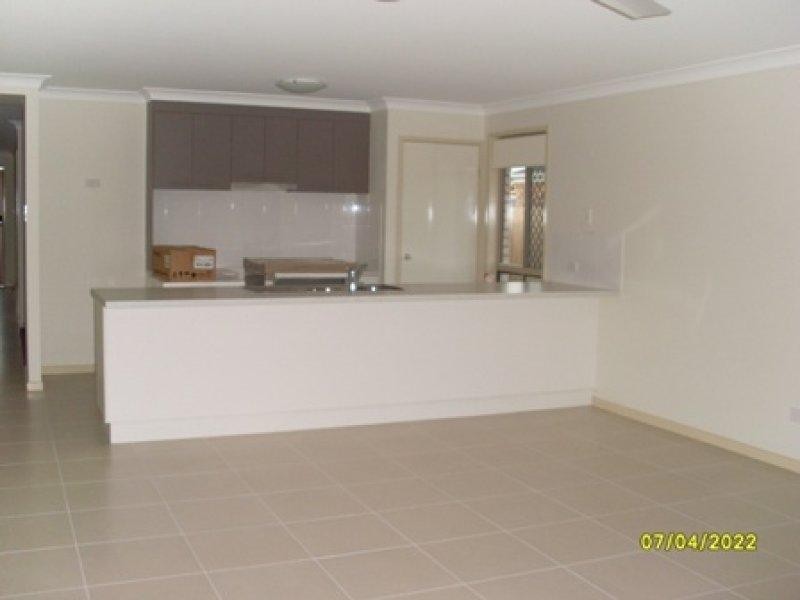 4 Tern  Cl, Eagleby QLD 4207
