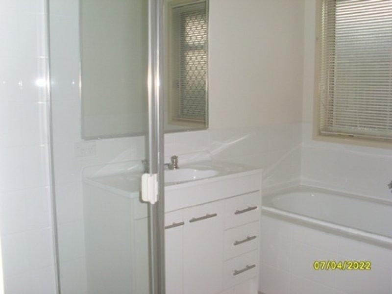 4 Tern  Cl, Eagleby QLD 4207