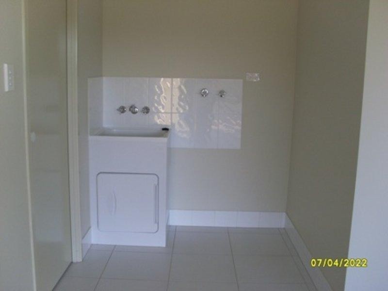 2 Sandpiper  Cct, Eagleby QLD 4207