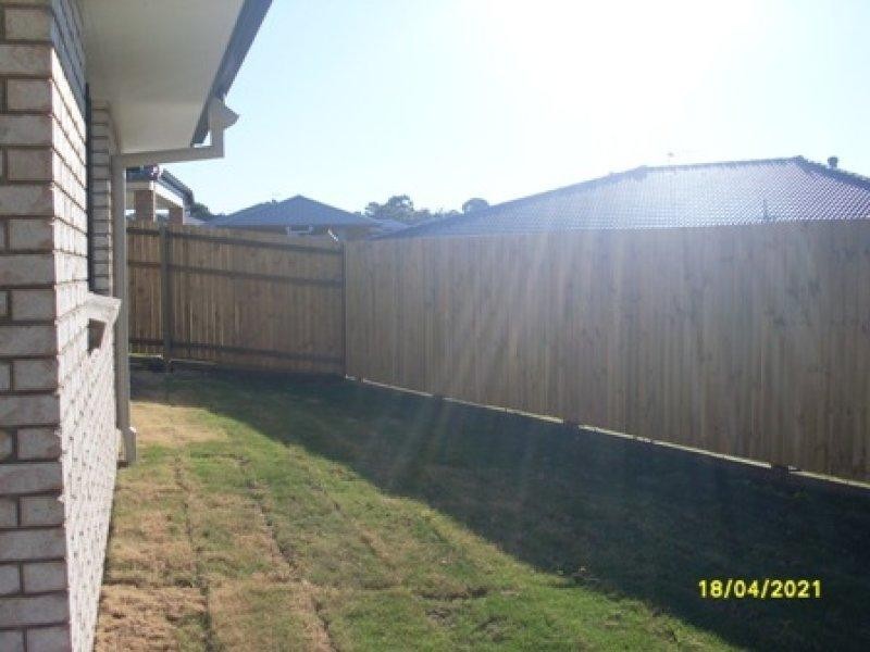 8 Starling  St, Eagleby QLD 4207