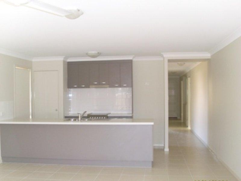 6 Starling  St, Eagleby QLD 4207