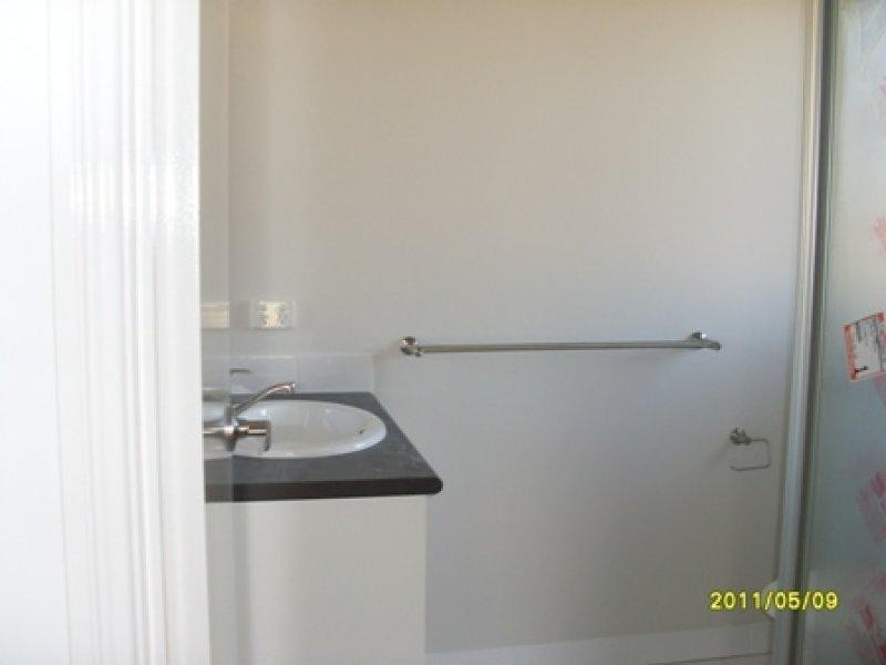 10 Kite Ct, Eagleby QLD 4207