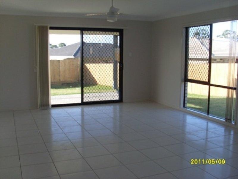 10 Kite Ct, Eagleby QLD 4207